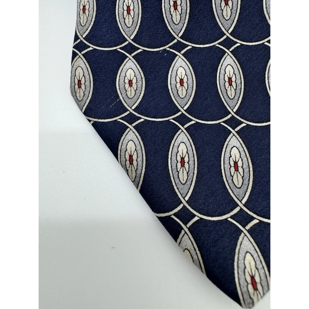 Geoffrey Beene Classic Silk Tie Blue Geometric Oval Pattern Made‎ in USA
